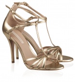 Zapatos de novia, en el país de las bodas Zapatos de novia, en el país de las bodas