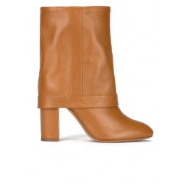Botas de tacón alto ancho en piel camel Pura López