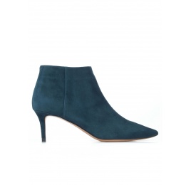 Mid heel pointy toe ankle boots in petrol blue suede Pura López