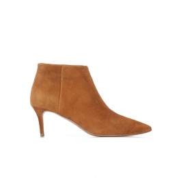 Chestnut suede mid heel ankle boots Pura López