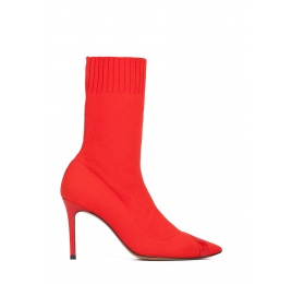 Red ribbed-knit high heel pointy toe ankle boots Pura López