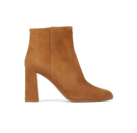 Camel suede high block heel ankle boots Pura López
