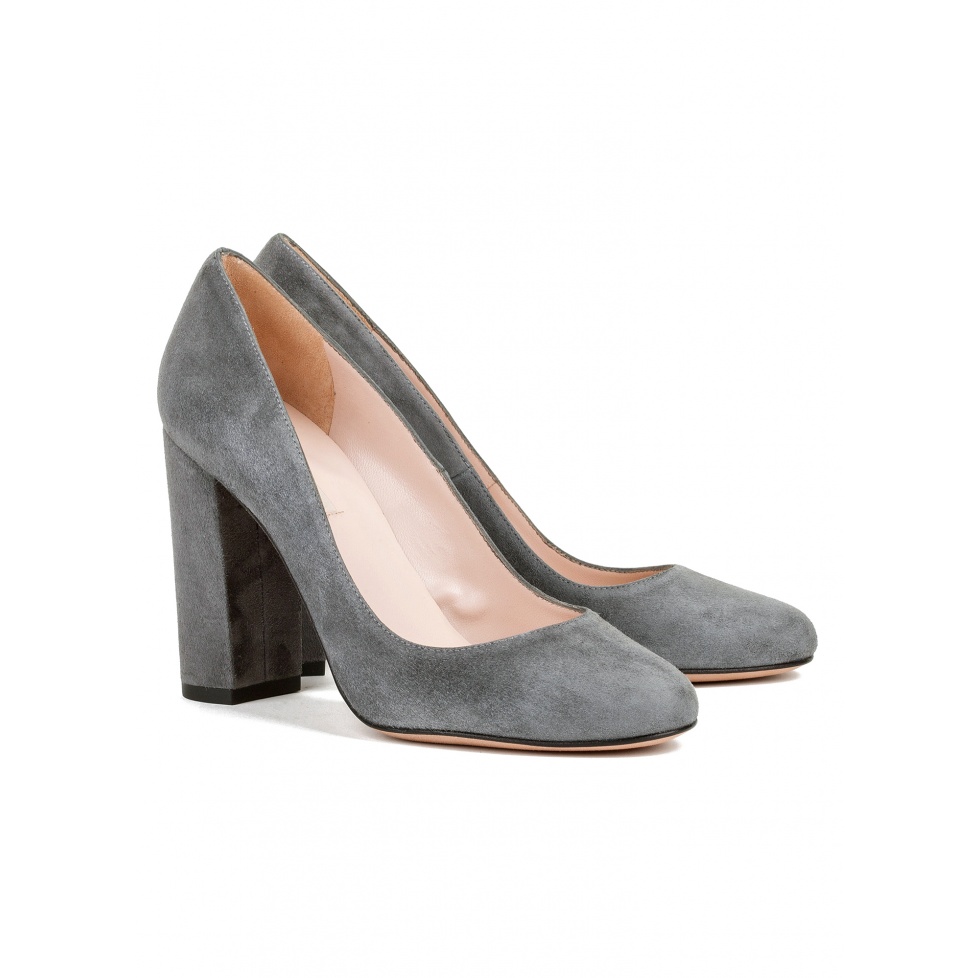 Block high heel pumps in grey suede - online shoe store Pura Lopez ...