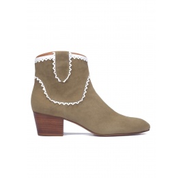 Kaki suede mid heel ankle boots Pura López