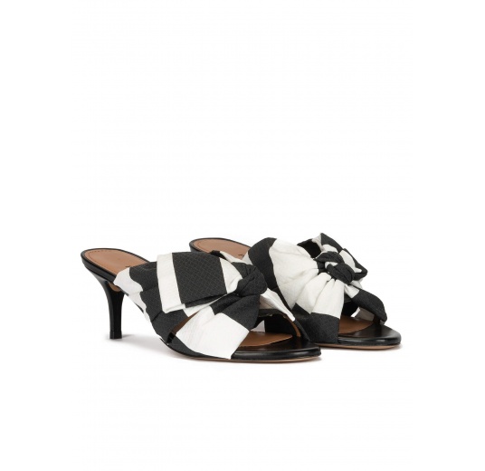 Bow detailed mid heel mules in black and white fabric Pura López