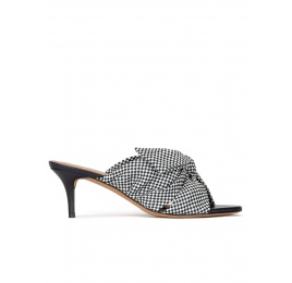 Bow detailed mid heel mules in white and blue checked fabric Pura López