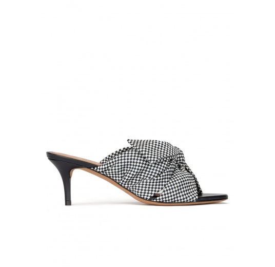 Bow detailed mid heel mules in white and blue checked fabric Pura López