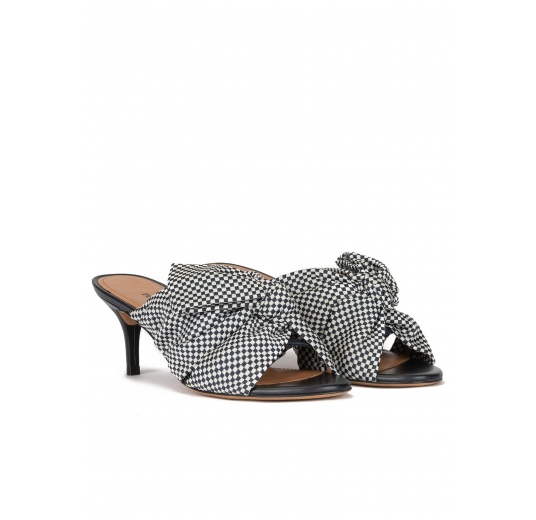 Bow detailed mid heel mules in white and blue checked fabric Pura López