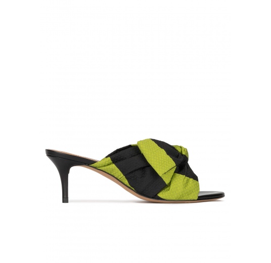Bow detailed mid heel mules in green and black fabric Pura López