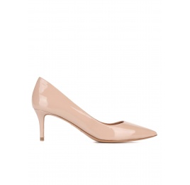 Nude patent leather classic heels Pura López