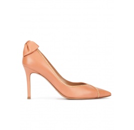 Bow embellished point-toe shoes in old rose leather Pura López