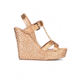 Wedge sandals in golden raffia Pura López
