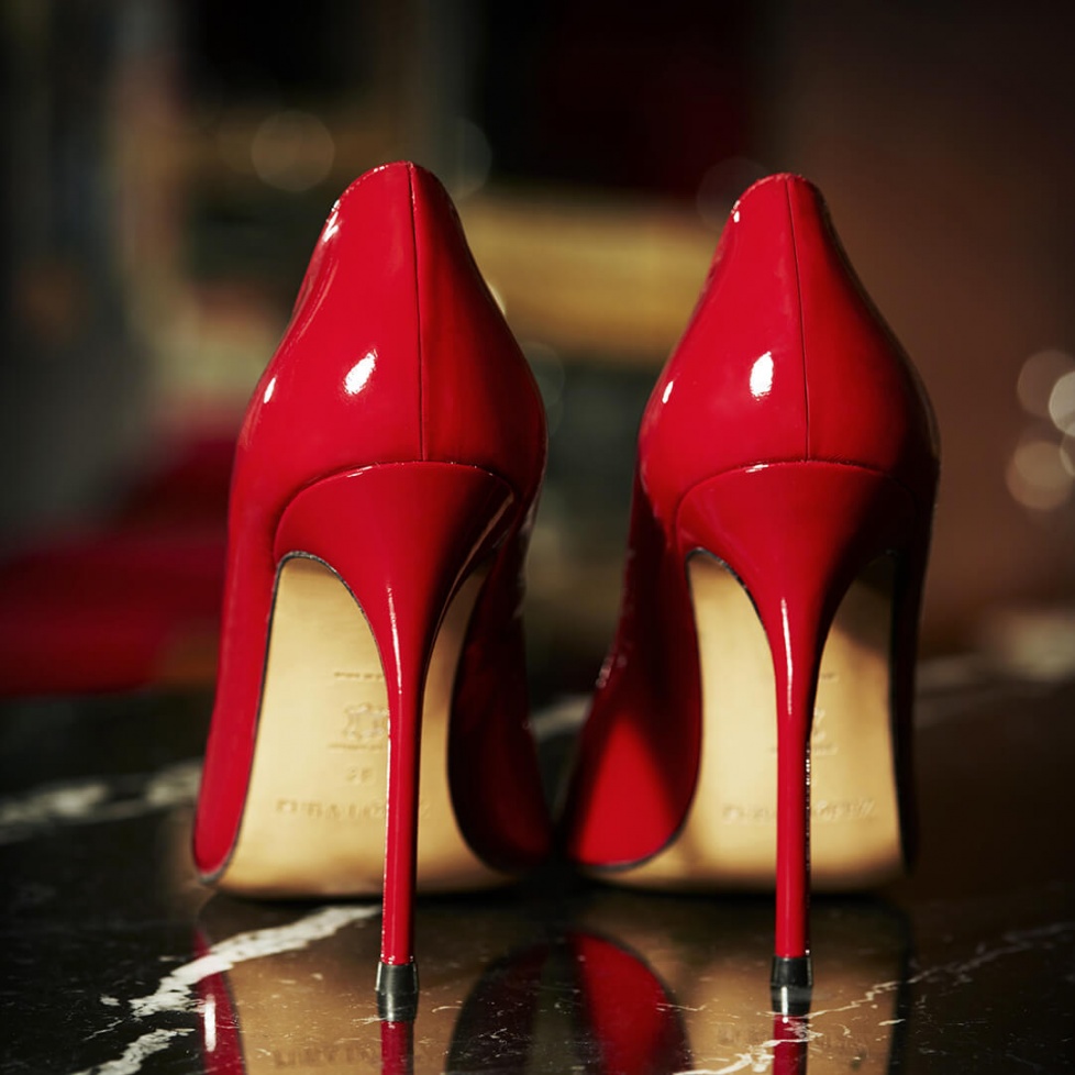 Escarpins à talons hauts en cuir verni rouge