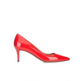 Red patent leather mid heel pumps Pura López