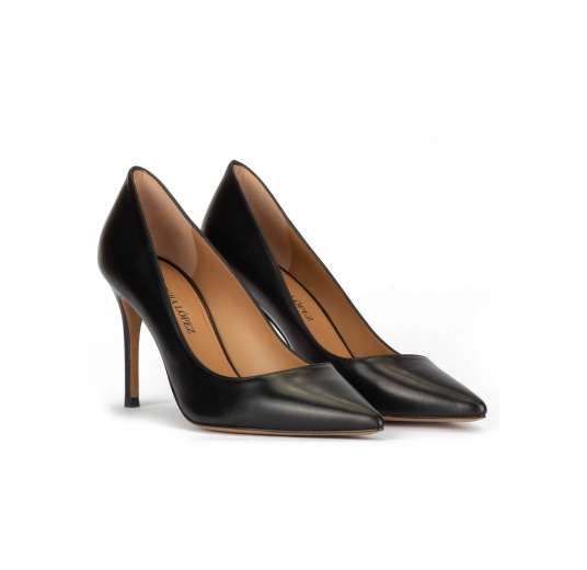 Black leather stiletto heel point-toe pumps Pura López