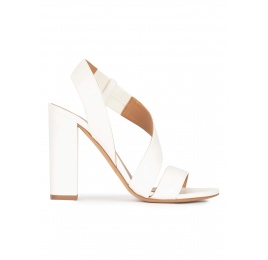 High block heel sandals in off-white leather Pura López