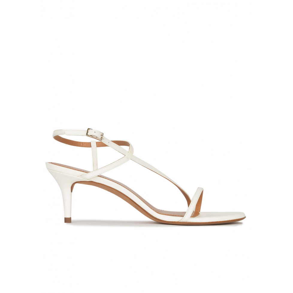 Strappy mid heeled sandals in off-white leather