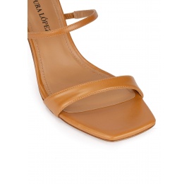 Camel leather ankle strap mid heel sandals Pura López