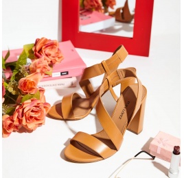 Strappy high block heel sandals in camel leather Pura López