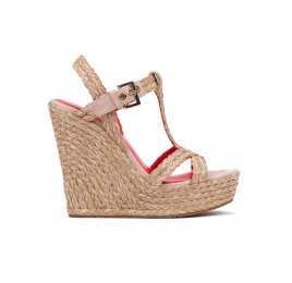Sandalias de cuña alta en rafia topo Pura López