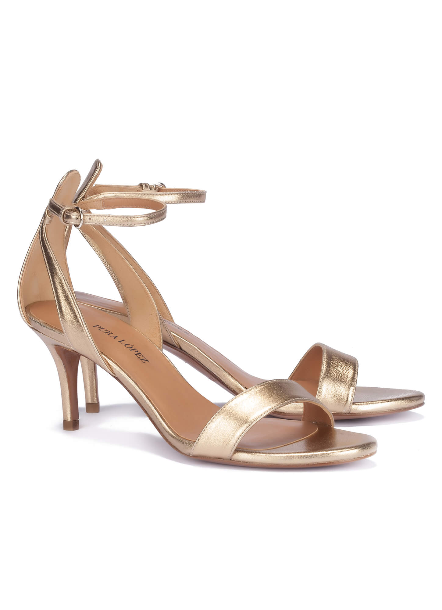 Zapatos Dorados Fiesta Tacón Medio Sandalias oro de tacón medio - tienda de zapatos Pura López . PURA LOPEZ