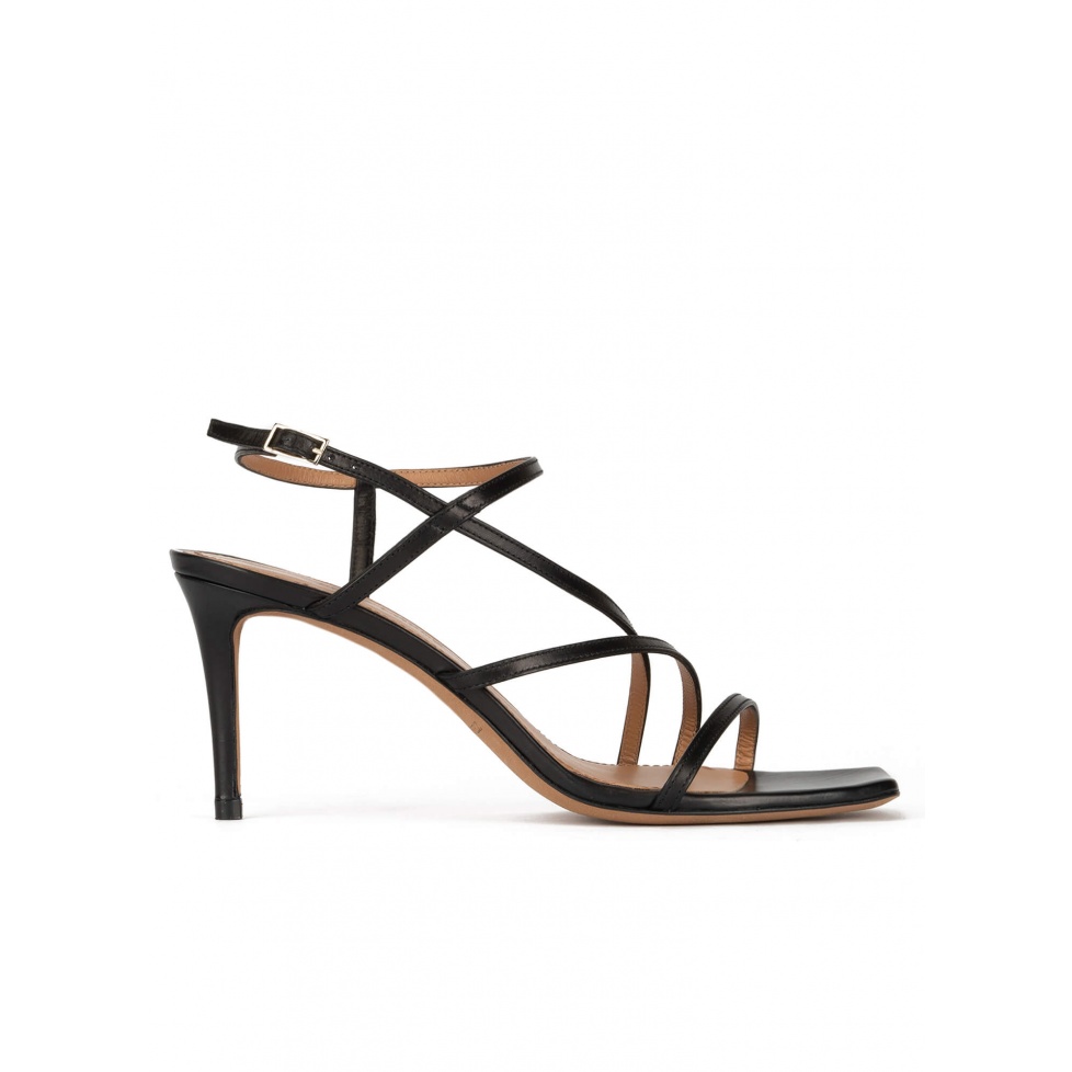 Mid heel sandals in black leather