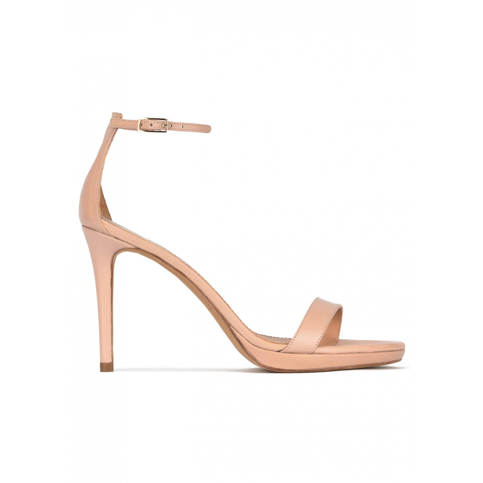 Platform heeled sandals in nude leather