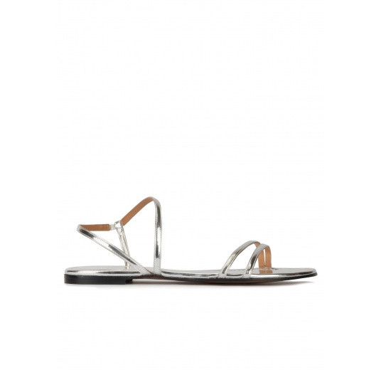 Strappy flat sandals in silver mirrored leather Pura López