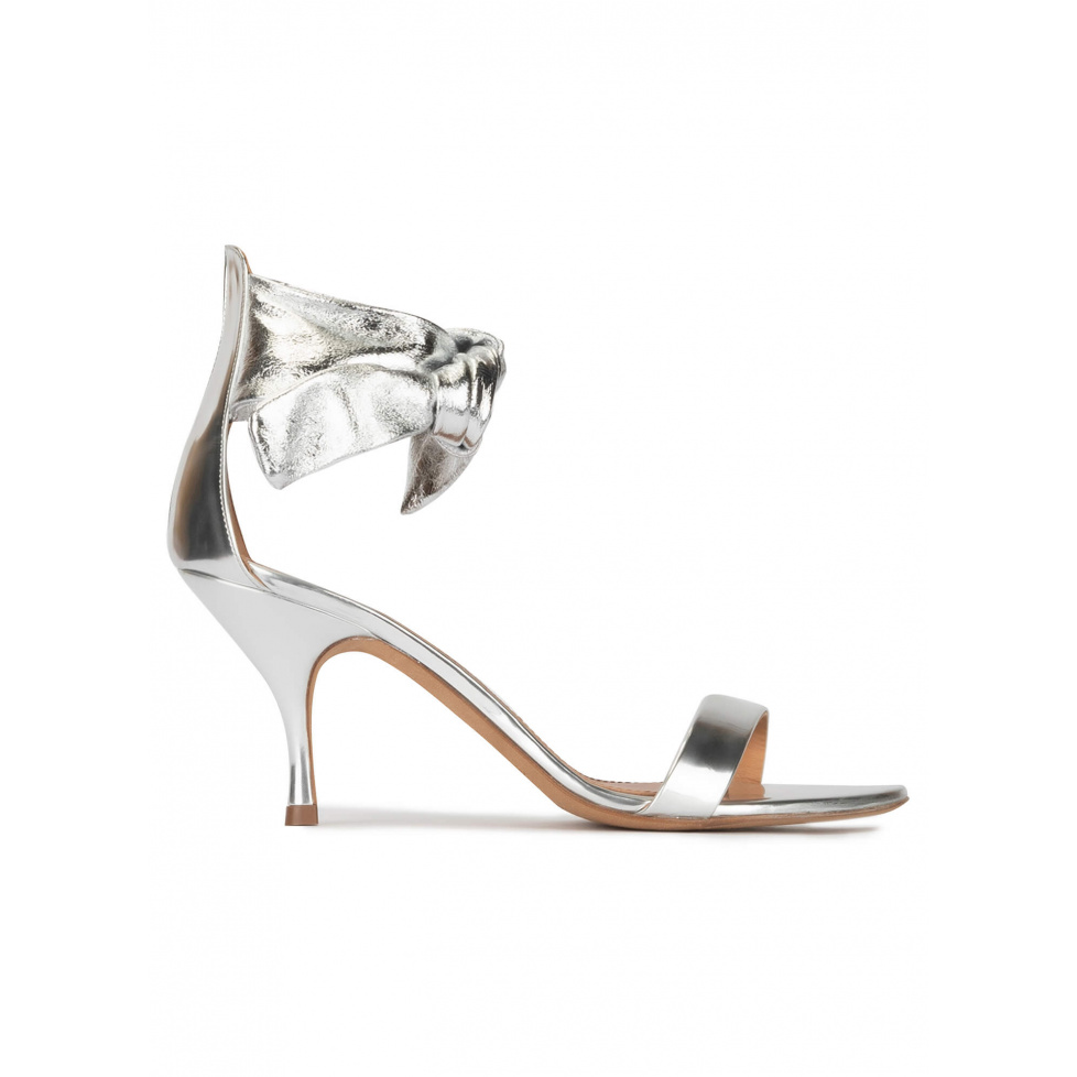 Knotted mid heel sandals in silver leather