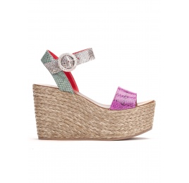 Sandalias de cuña multicolor en piel de serpiente Pura López
