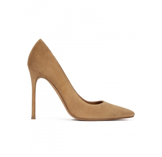 High heel point-toe pumps in camel suede Pura López