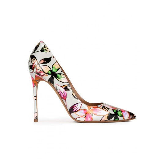 Zapatos de punta con tacón fino de 11 cms con estampado floral Pura López