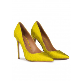 Heeled pointy toe pumps in pistachio green fabric Pura López