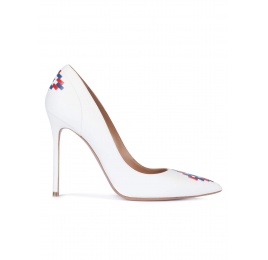 White tribal detailed high heel pumps Pura López