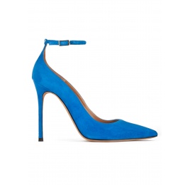 Zapatos de tacón alto en ante azul eléctrico con pulsera en el tobillo Pura López
