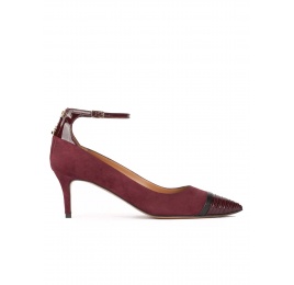 Ankle strap pointy toe mid heel shoes in burgundy suede Pura López