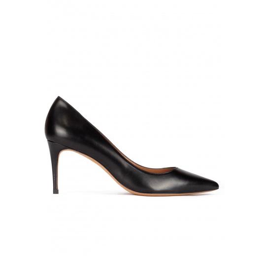 Point-toe mid heel pumps in black leather Pura López