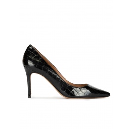 Zapatos negros de punta fina y tacón stiletto en piel efecto cocodrilo Pura López