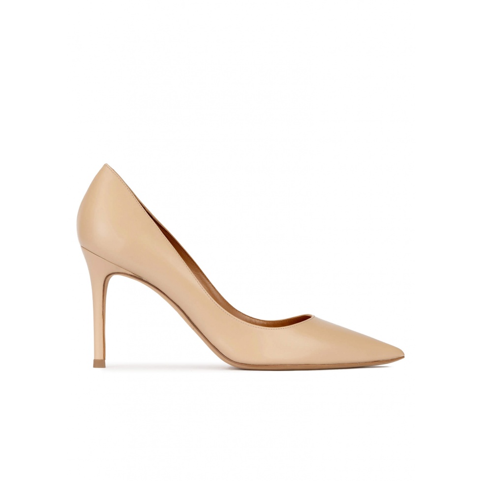 Pointy toe high heel pumps in beige leather