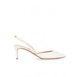 Mid-heel pointed toe slingback shoes in offwhite leather Pura López