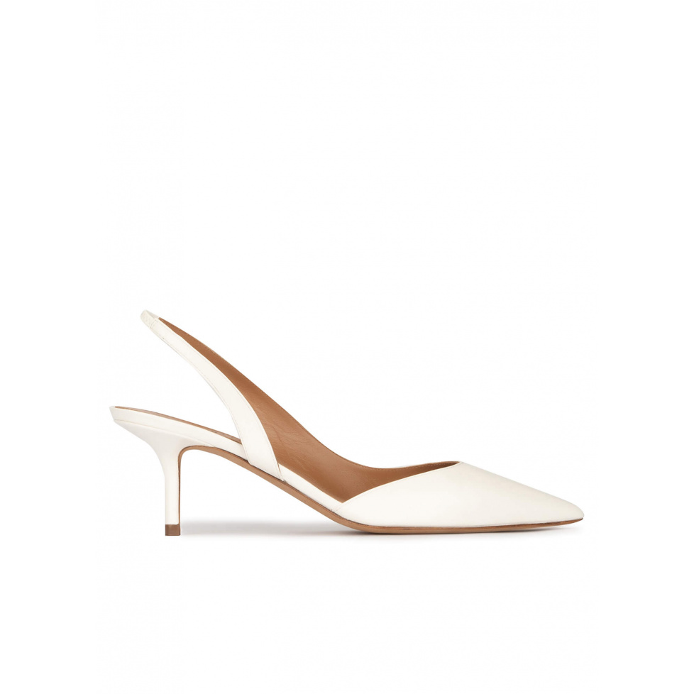 Slingback low heel pumps in offwhite leather