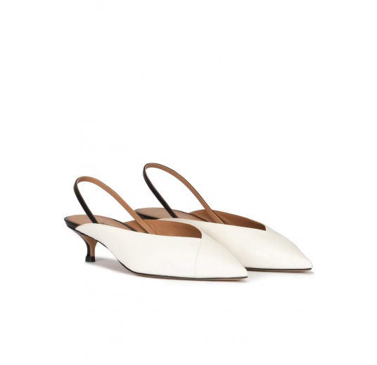 Off-white kitten heel slingback pumps in leather Pura López