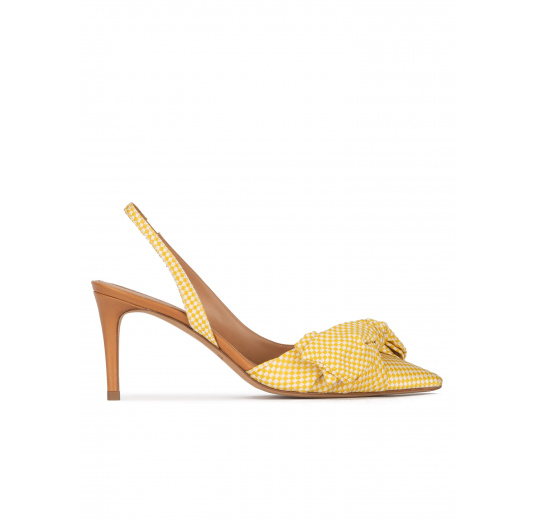 Bow detailed mid heel pumps in yellow and white checked fabric Pura López