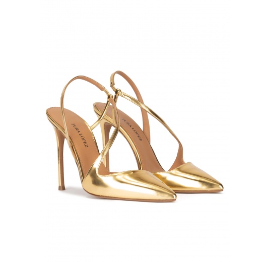 Gold high heel pointed toe slingback pumps in metallic leather Pura López