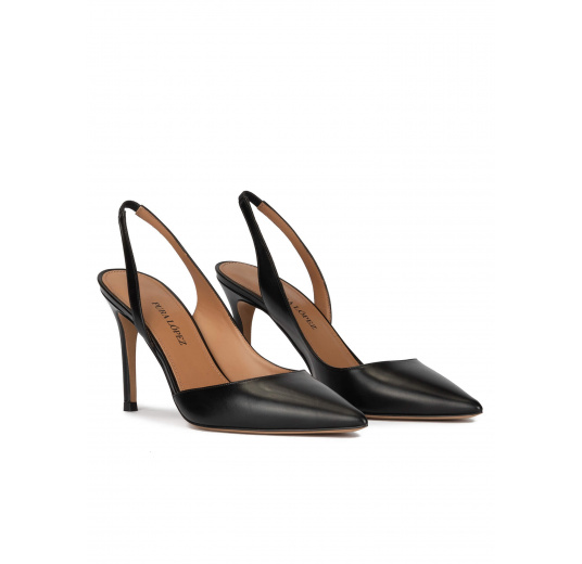 Black leather slingback heeled pumps Pura López