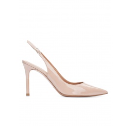 Nude patent leather slingback pointy toe pumps Pura López