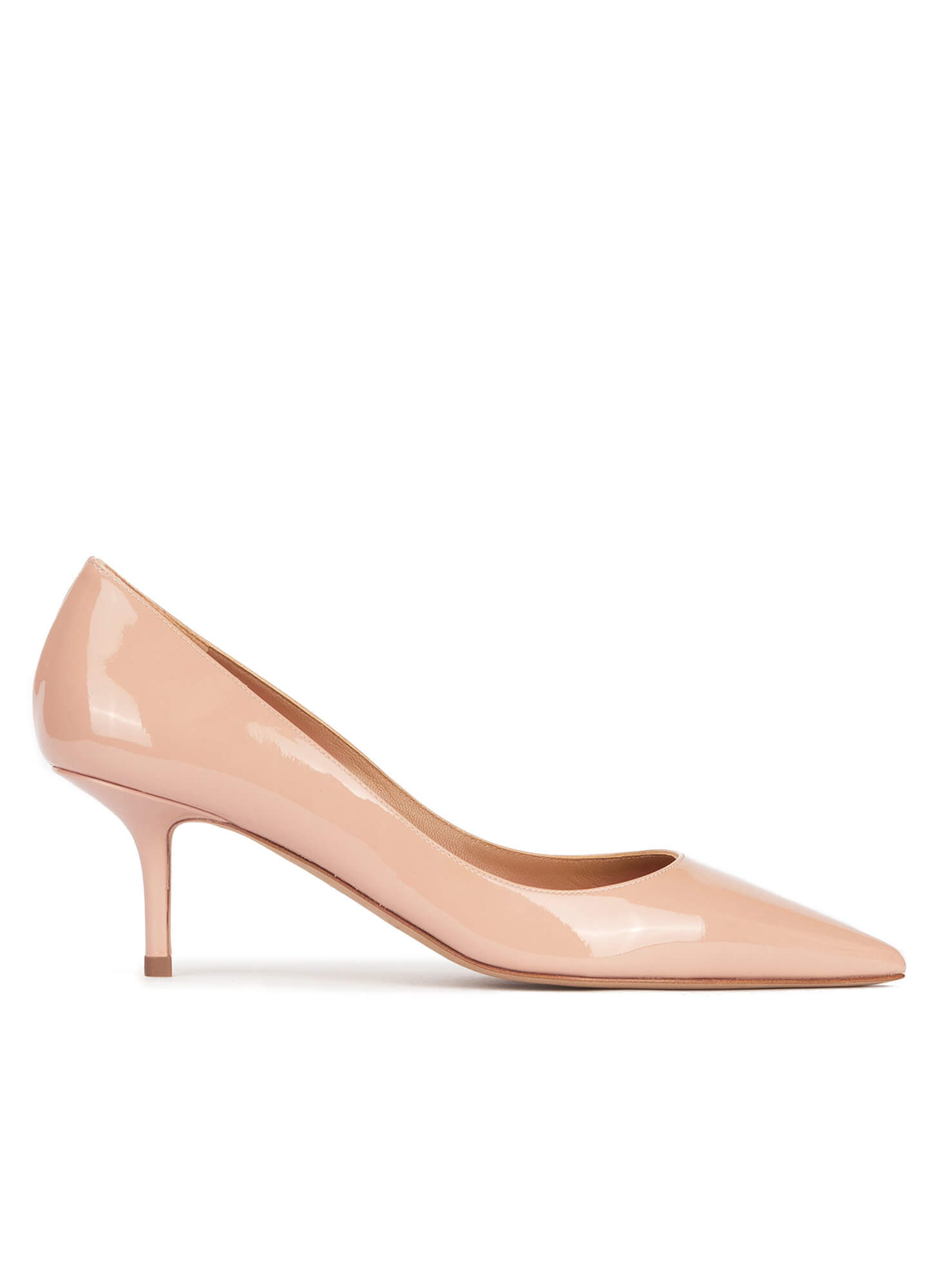 pointed toe mid heel