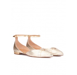 Ankle strap pointy toe flats in silver and gold leather Pura López