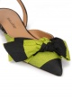 Zapatos planos destalonados de punta fina en verde y negro