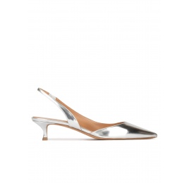 Slingback kitten heel pumps in silver mirrored leather Pura López